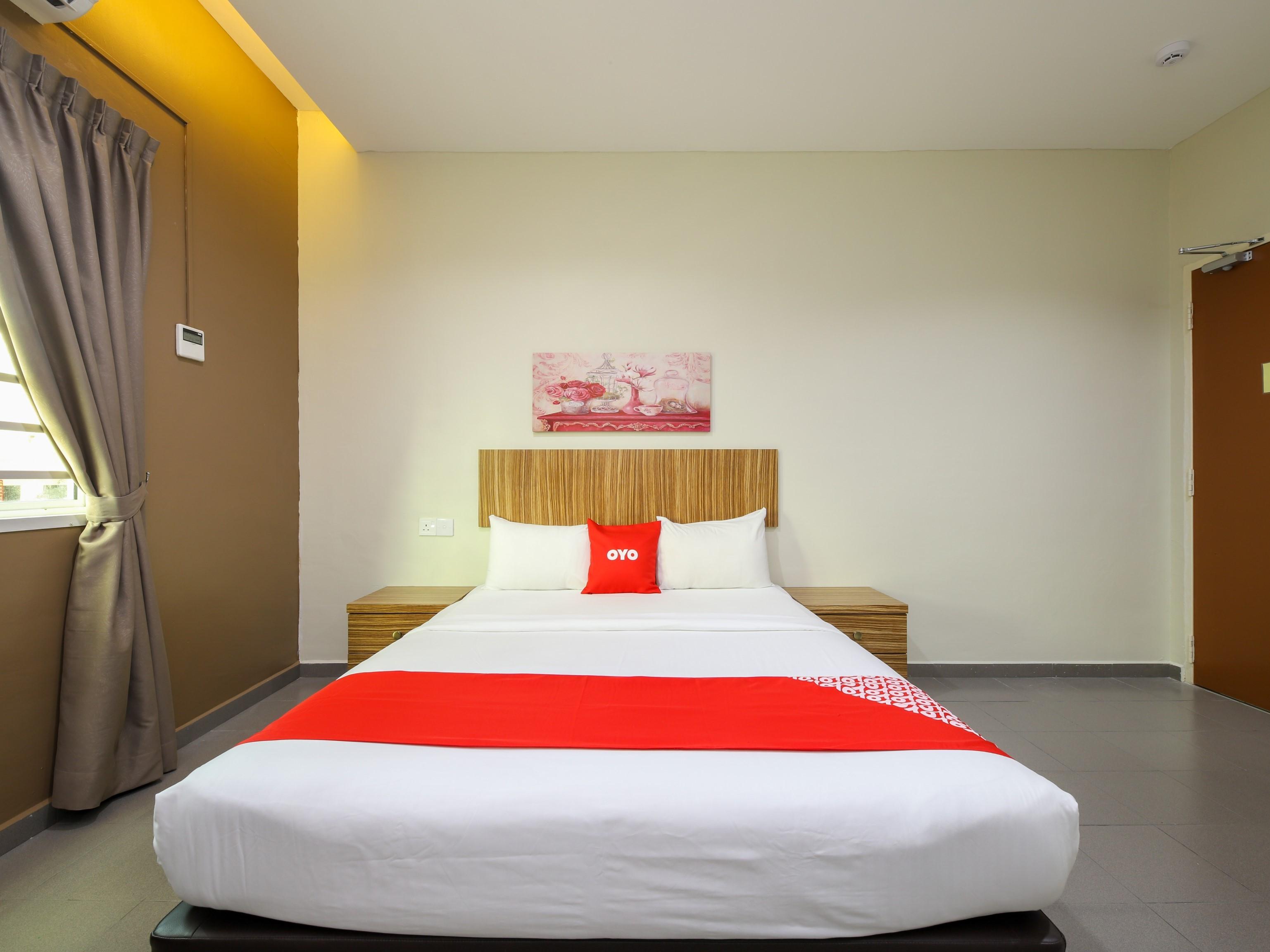 Oyo 89839 Riaz Hotel Malakka Dış mekan fotoğraf