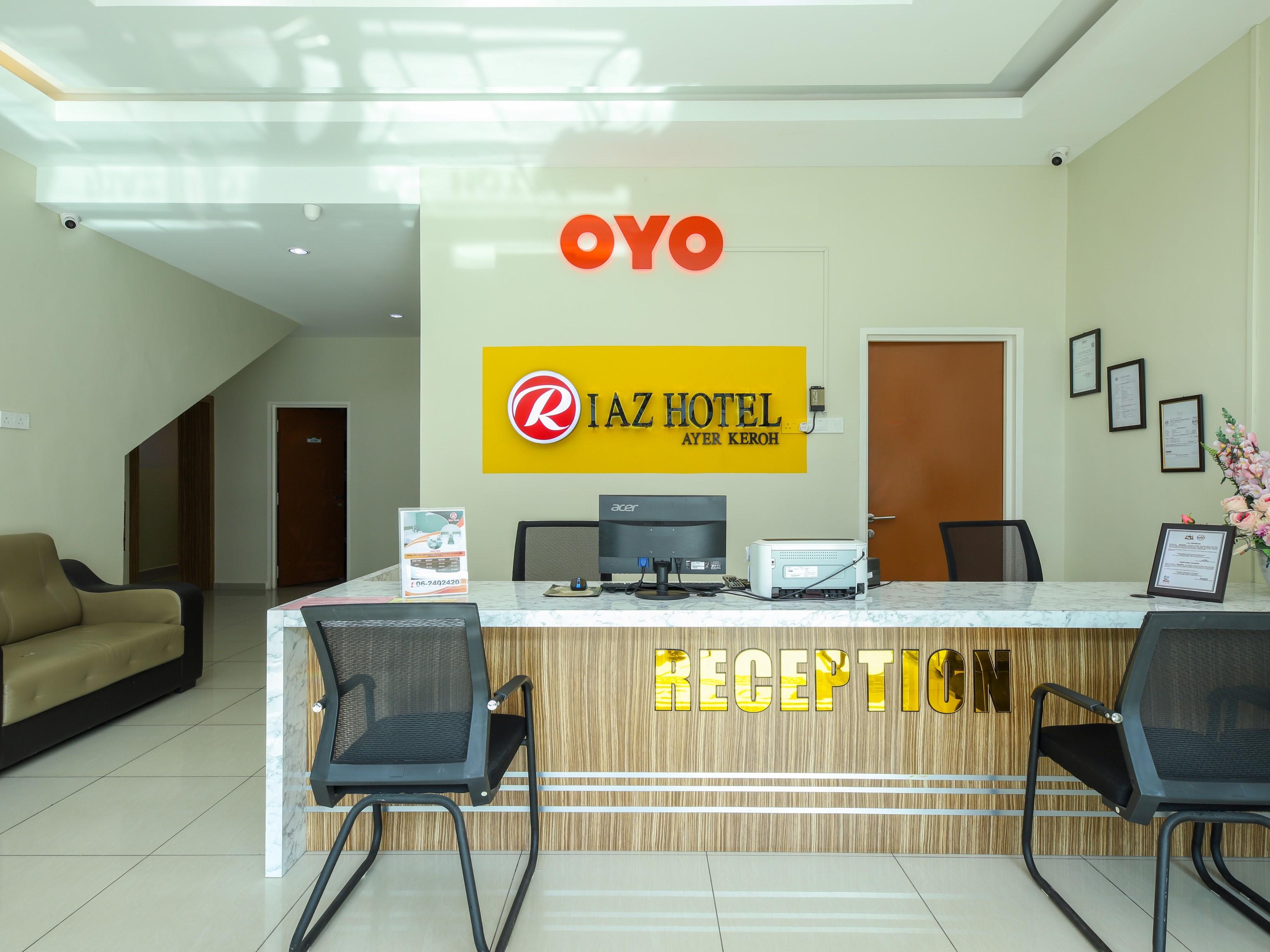 Oyo 89839 Riaz Hotel Malakka Dış mekan fotoğraf