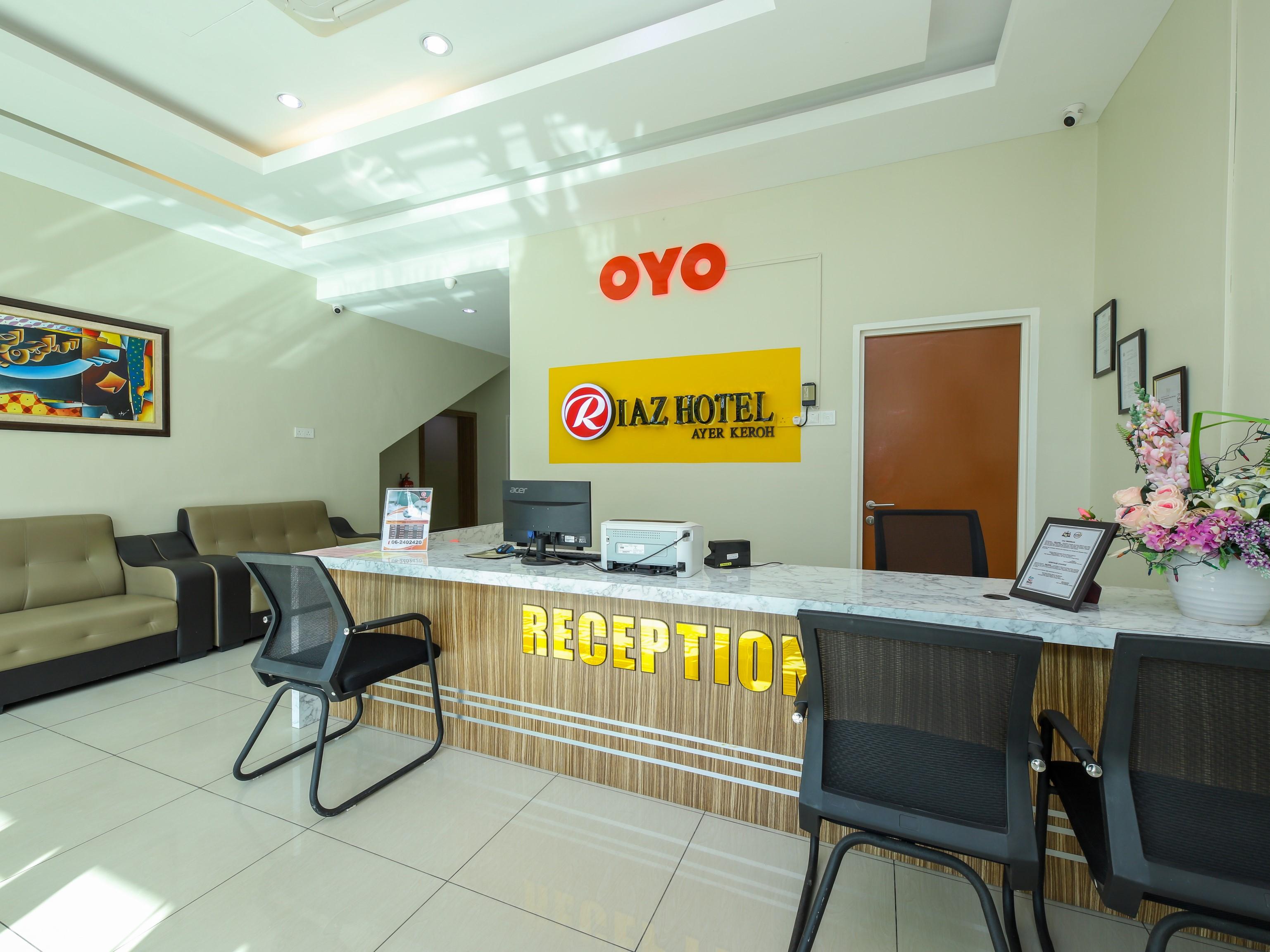 Oyo 89839 Riaz Hotel Malakka Dış mekan fotoğraf